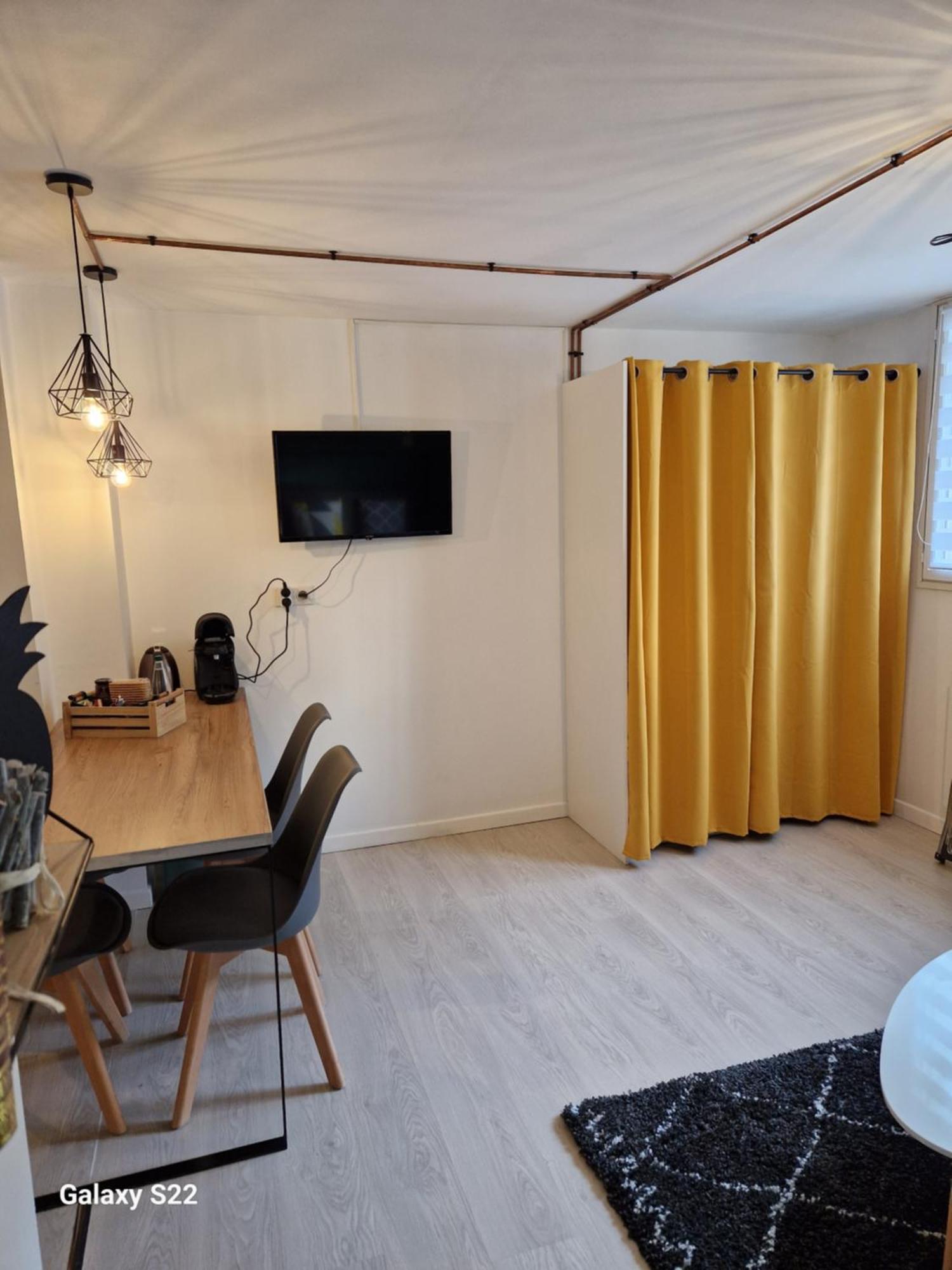 Studio Tout Confort Proche Des Thermes Vals-les-Bains Exterior foto